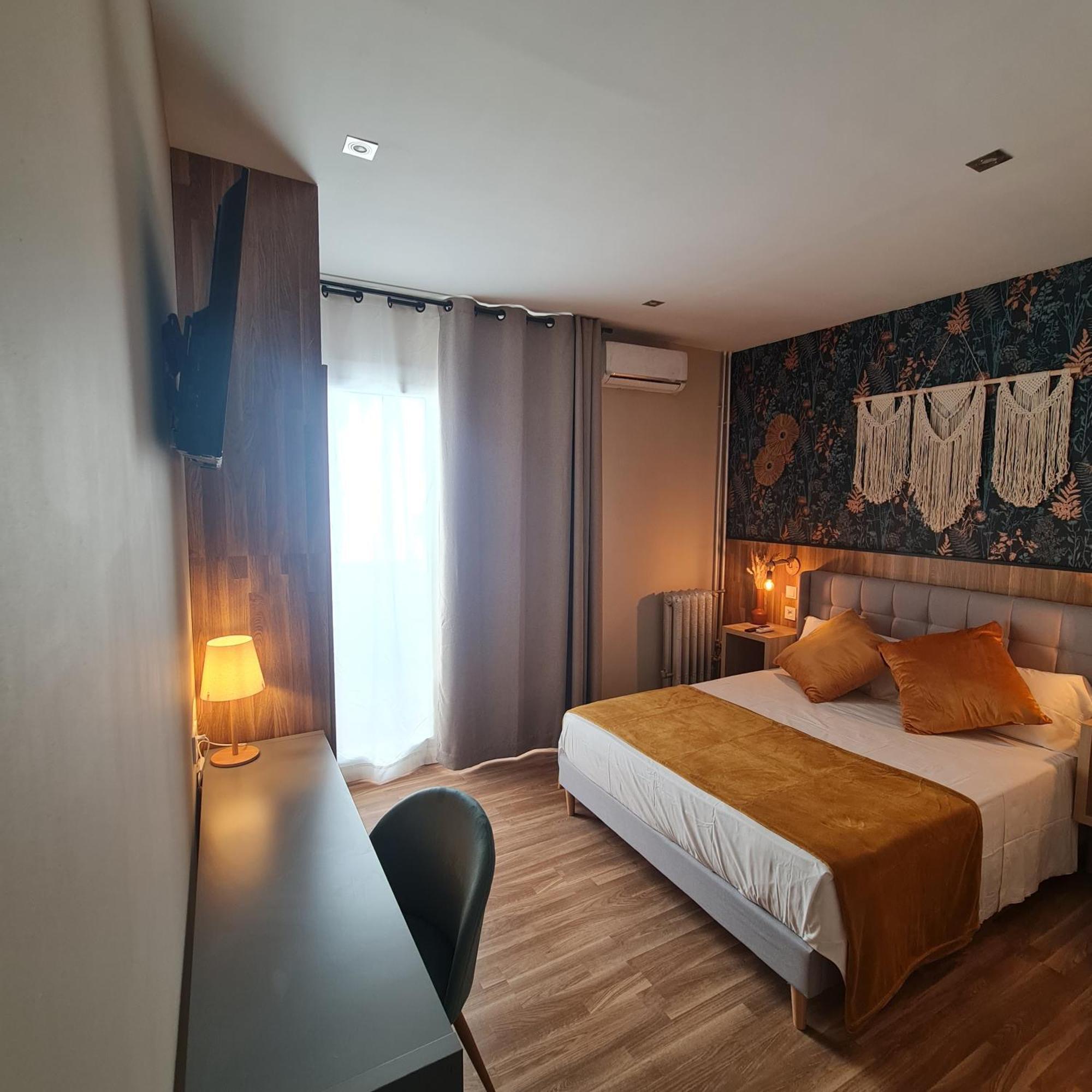 Luxury Green Hostal Madrid Gran Via Dış mekan fotoğraf